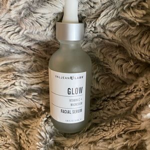 Valjean Labs Glow facial serum